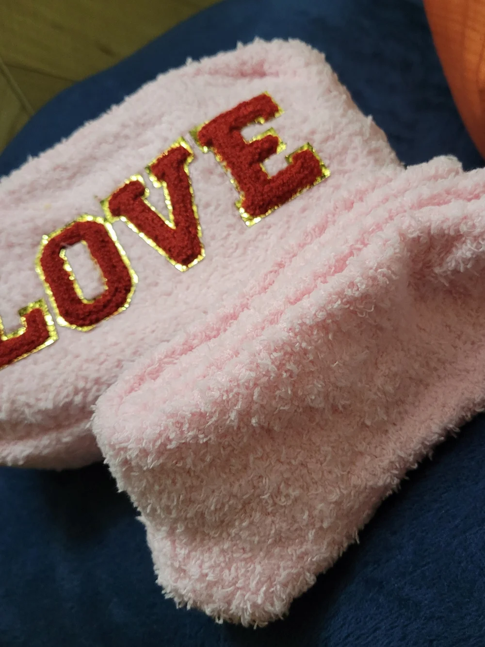 LOVE Fuzzy Sherpa Pouch with 3 Plush Cozy Socks - Pink & Cream